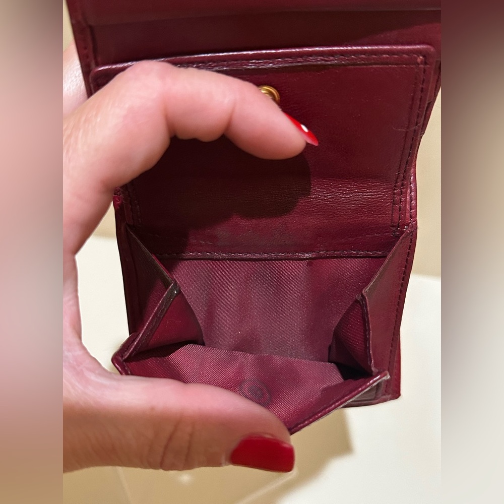 Christian Dior Bordeaux Women’s Bifold Trotter Wallet - Picture 11 of 13